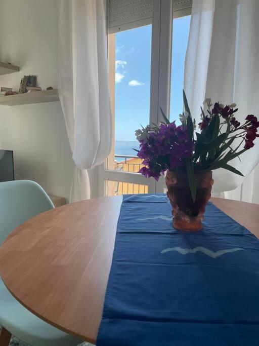 2-Bedroom Sunny Sea View With Balcony, La Casa Di Christine Monterosso al Mare Exterior foto